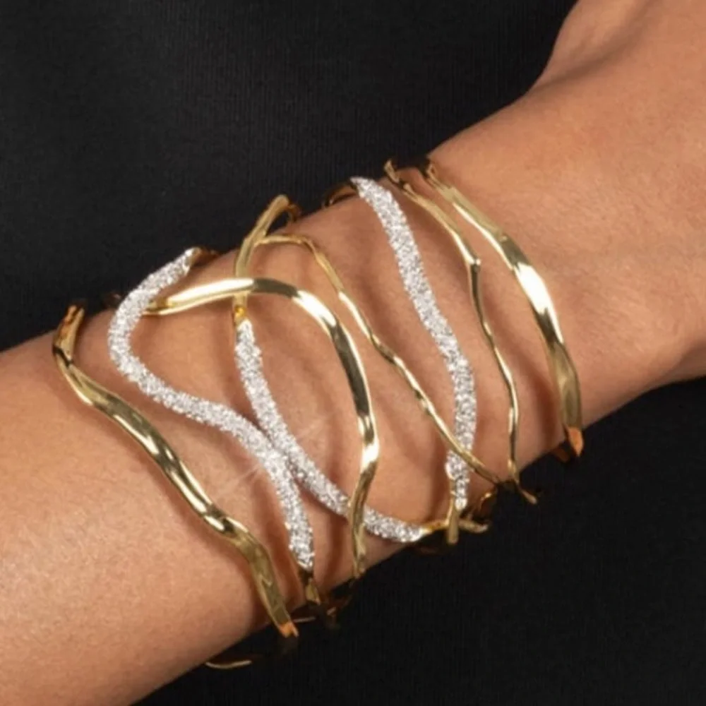 Alexis Bittar details sinuous